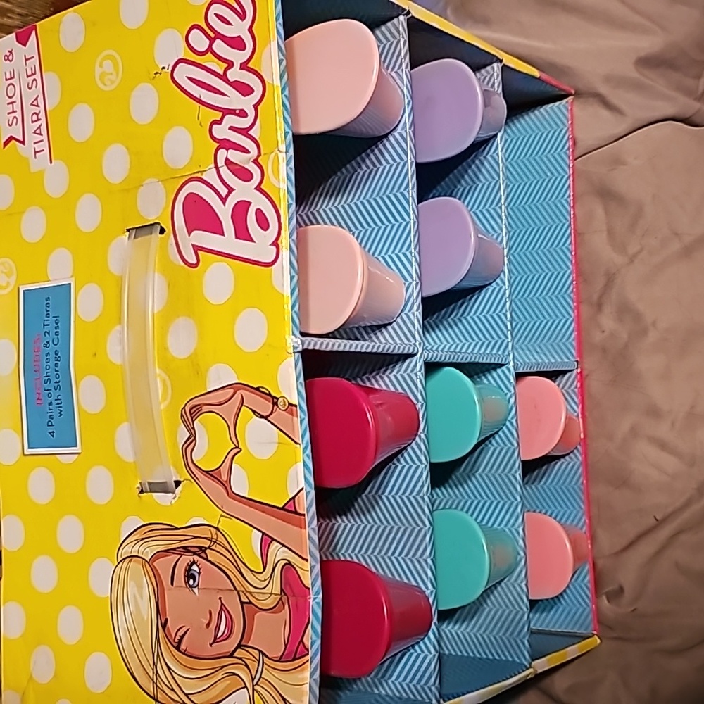Barbie shoe and Tiara set (5 pairs shoes)